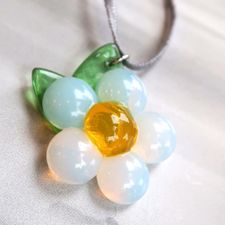 Limpid Flower Necklace